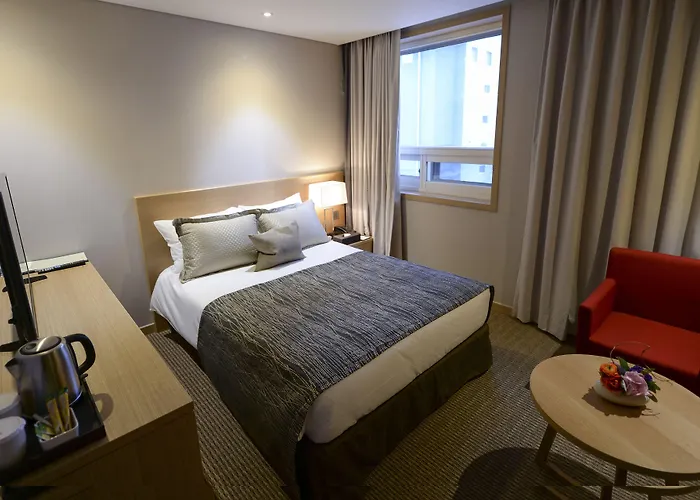 Hotel New Oriental Myeongdong 3*