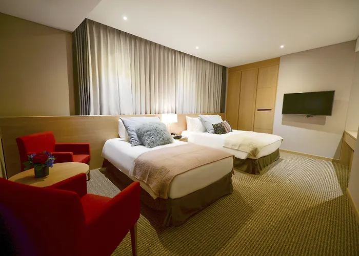 Hotel New Oriental Myeongdong 3*